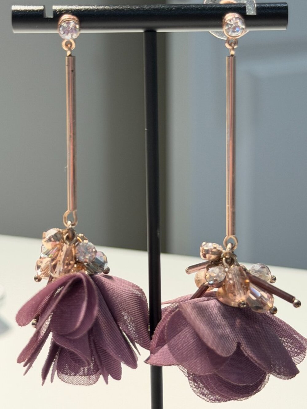 Macy's Dusty Rose Fabric Flower Dangle Drop Earrings Rose Gold EUC